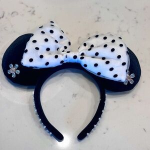 Baublebar Disney Mickey Ears with oversized bow